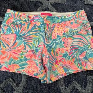 Lilly Pulitzer shorts. Size 8. Perfect condition.